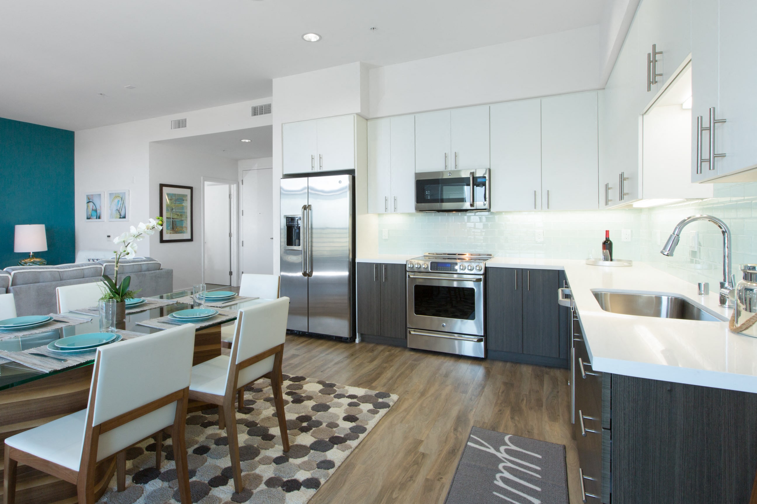 Loft House Apartments photo 2